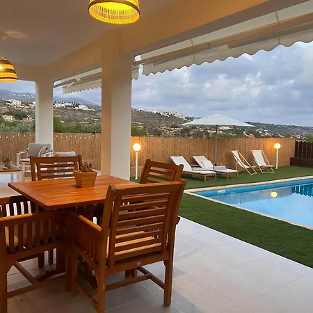Vila Daphne - Coral Bay - Surrounded By Nature - Absolute Privacy Pegeia