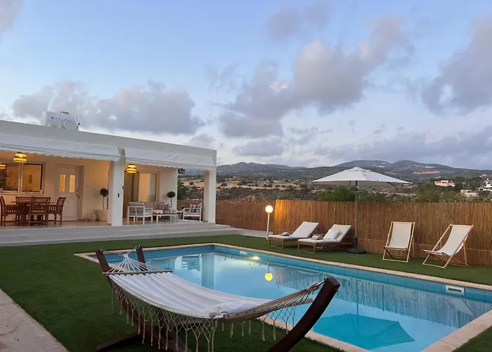 Villa Daphne - Coral Bay - Surrounded By Nature - Absolute Privacy Peyia